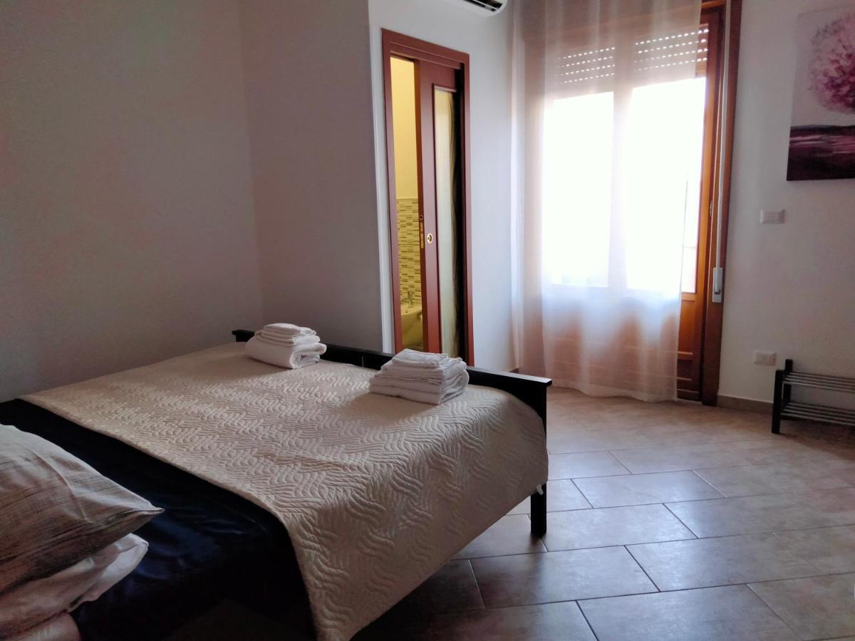 チェッリーノ・サン・マルコ Colori Del Salento Bed & Breakfast エクステリア 写真